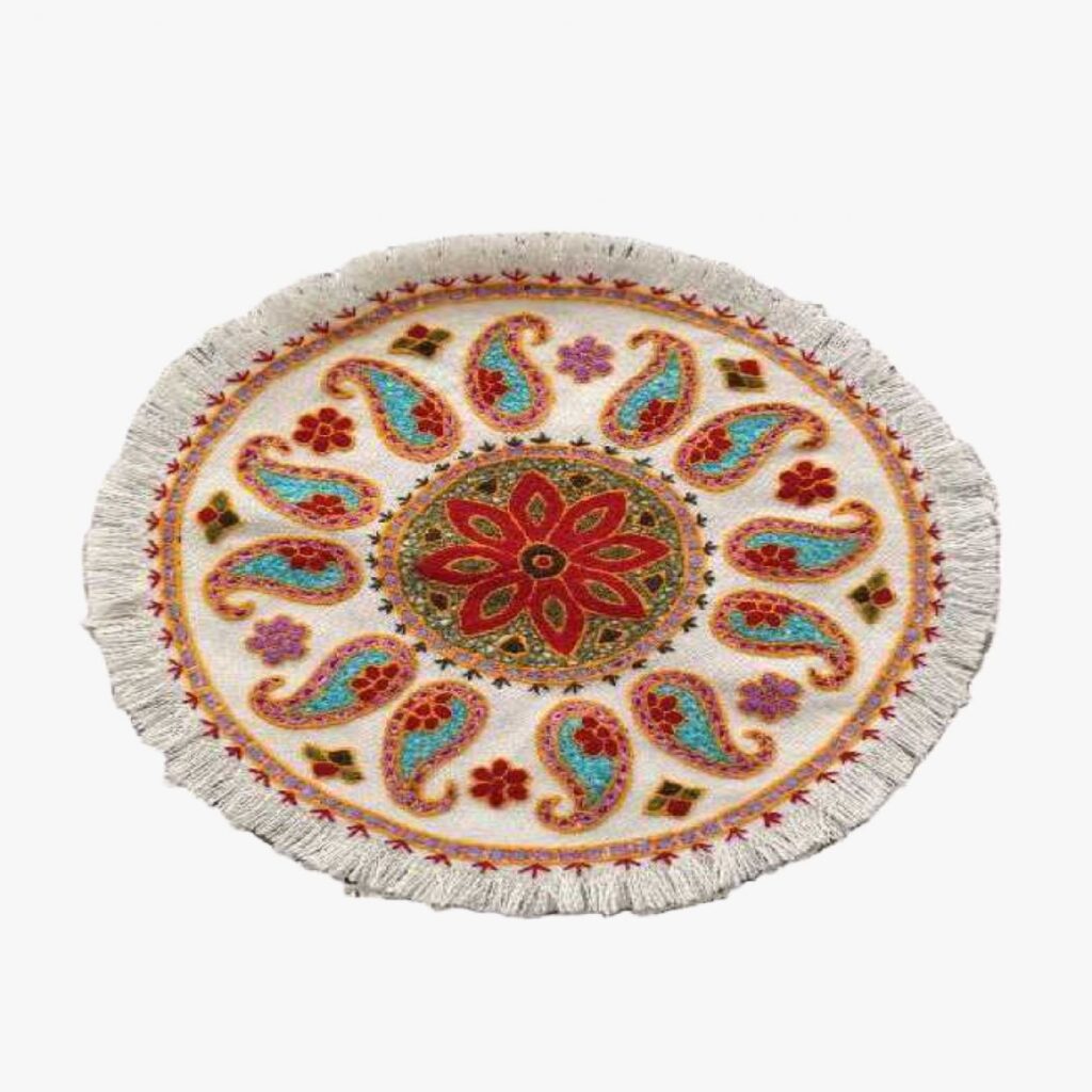 Nappe Persane Pateh à Kerman Artisanale Brodée Traditionnelle Paisley Ronde