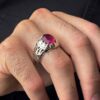 Bague en argent avec rubis rouge Élégance pour hommes, faite à la main