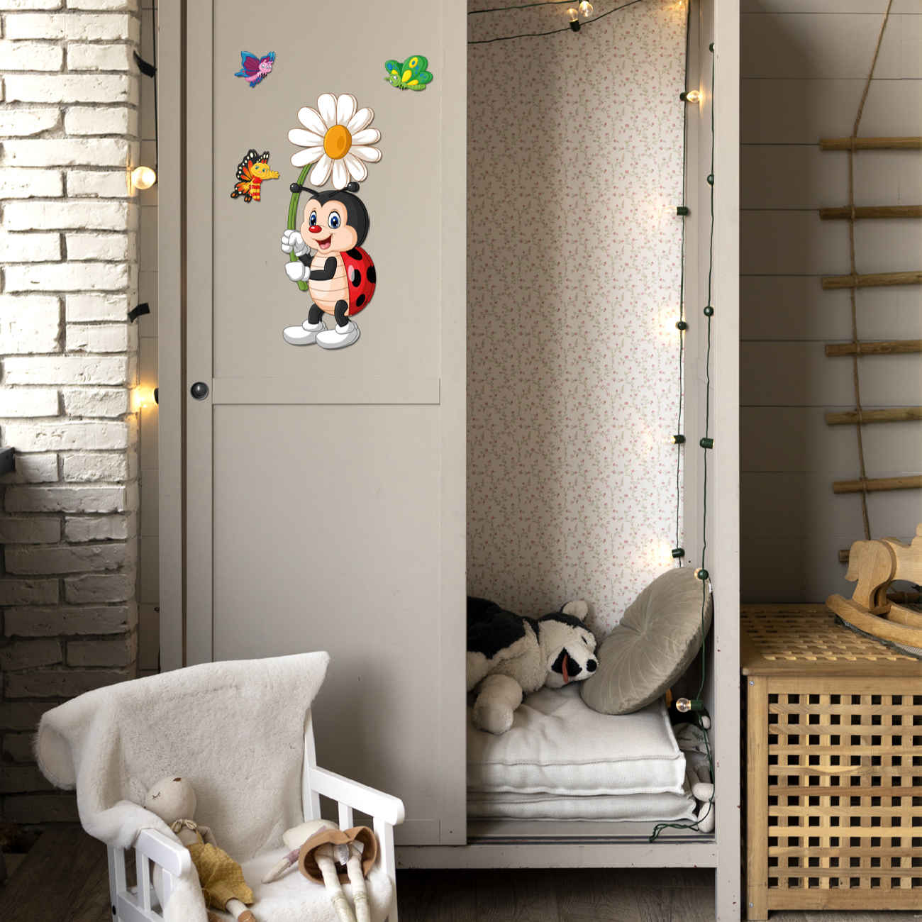 Autocollant mural amovible en bois pour chambre de bébé – Design coccinelles