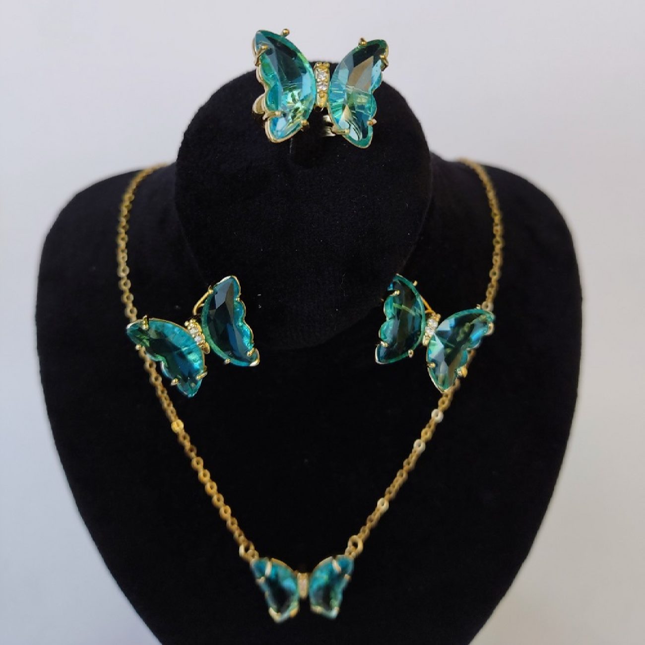 Set de bijoux en acier pour femmes avec design Papillon