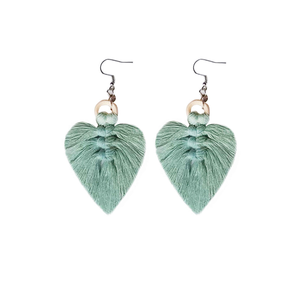 Boucles d'oreilles en macramé faites à la main pour femmes, avec motif de feuille