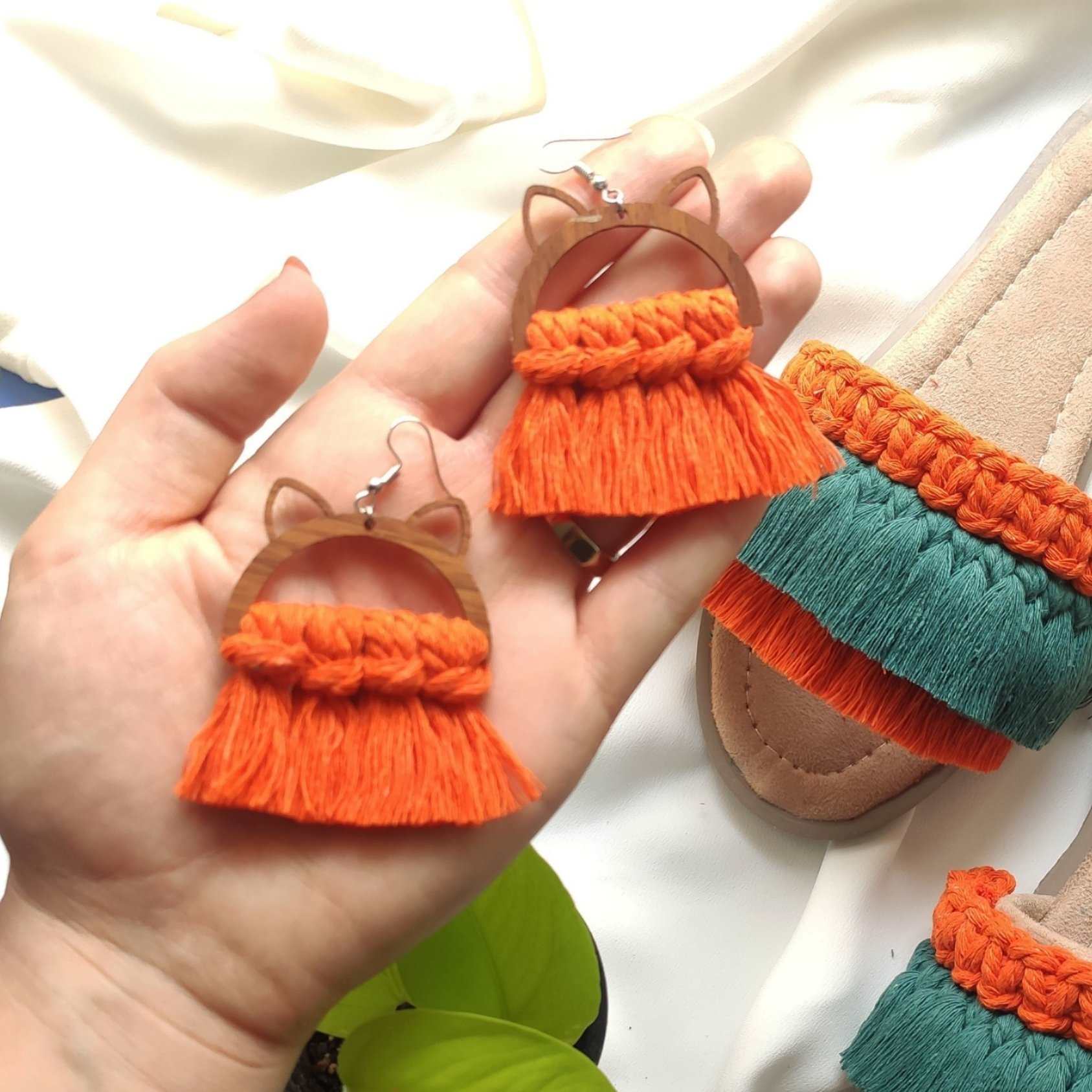 Boucles d’oreilles en macramé faites à la main pour femmes, modèle Kitty