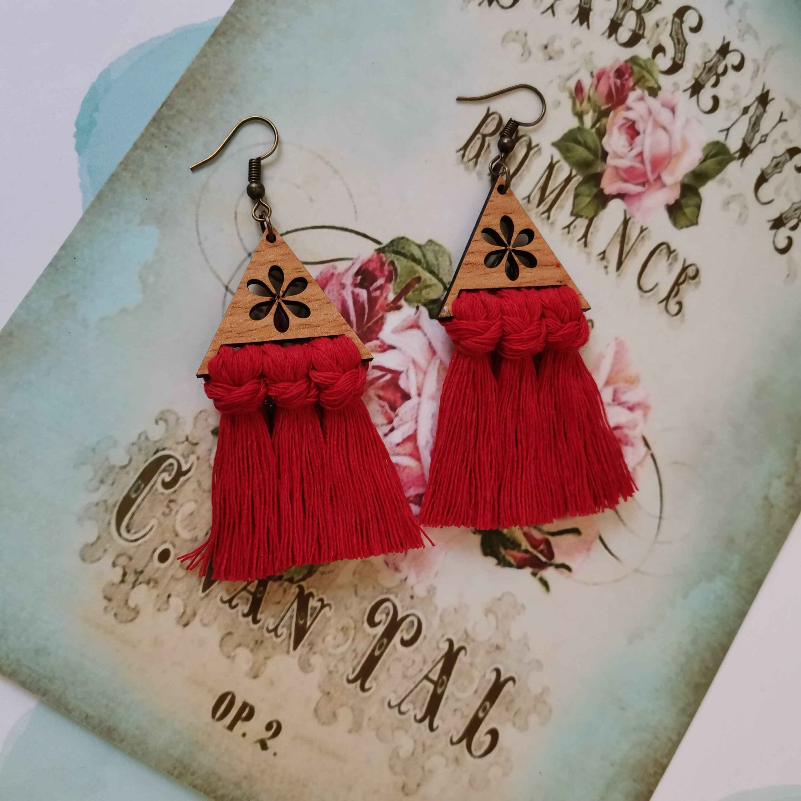 Boucles d’oreilles en macramé faites à la main pour femmes, modèle Maryam