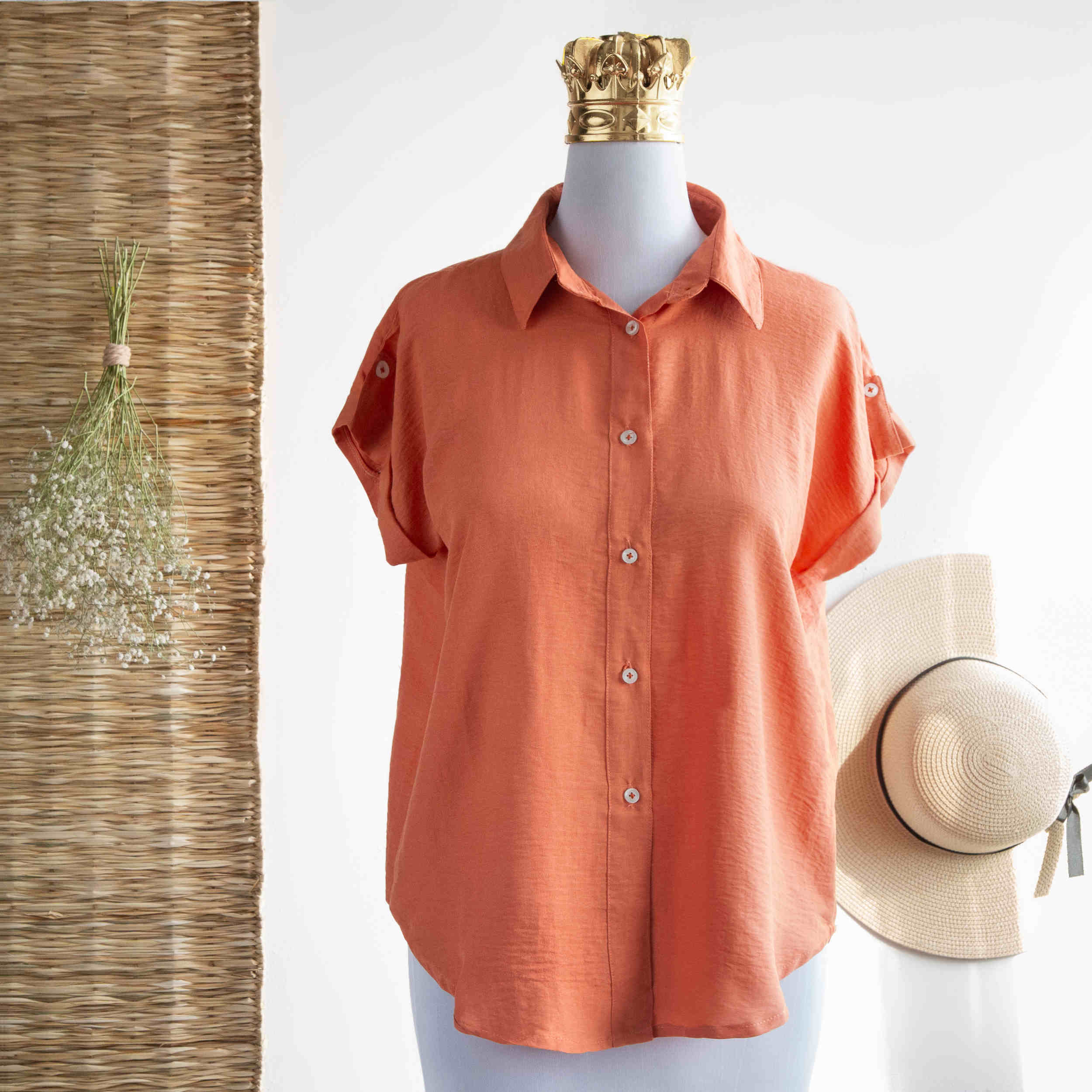 Chemise à manches courtes en coton pour femmes ajustée en orange