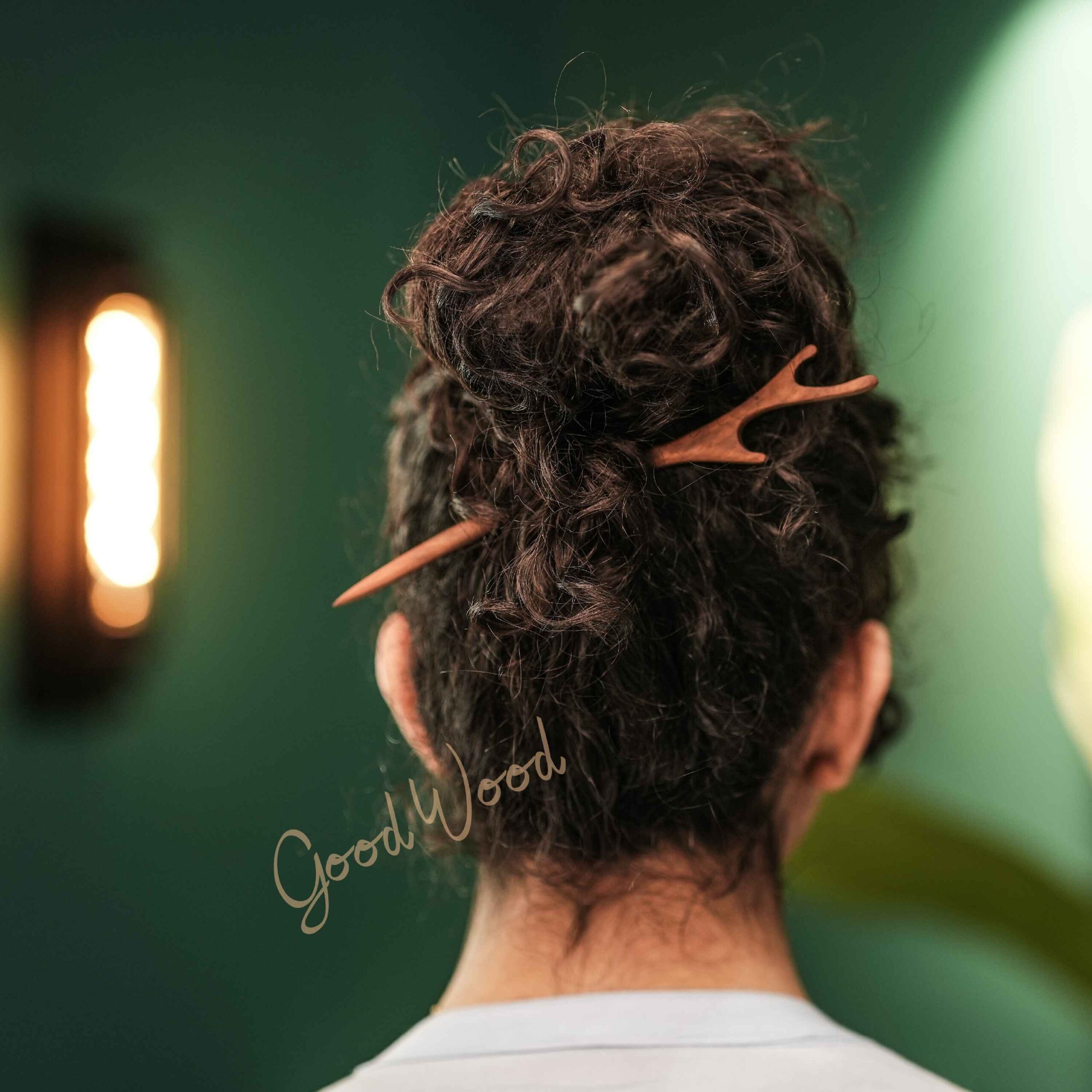 Bâtonnet de cheveux en bois pour Femmes fait main avec Design Bois de Cerf