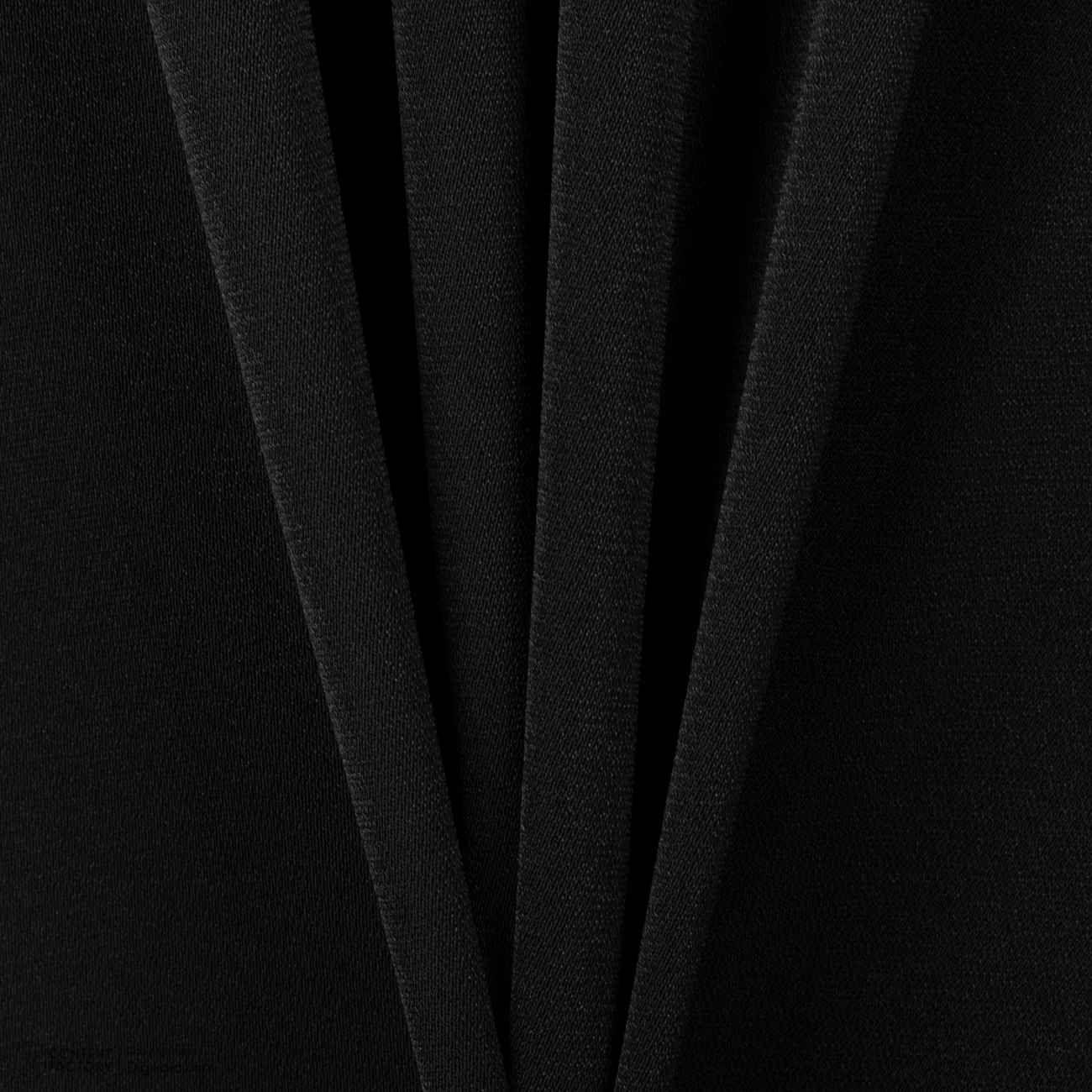 Abaya stylée pour femmes avec design patchwork en noir