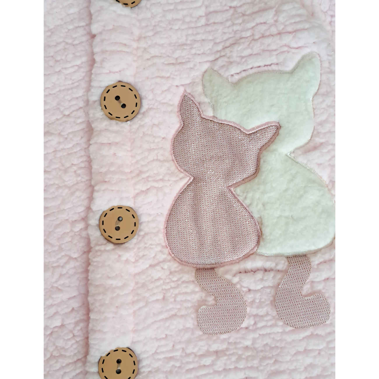 Barboteuse à Manches Longues pour Bébé Fille – Adaptée pour l’Hiver en Rose