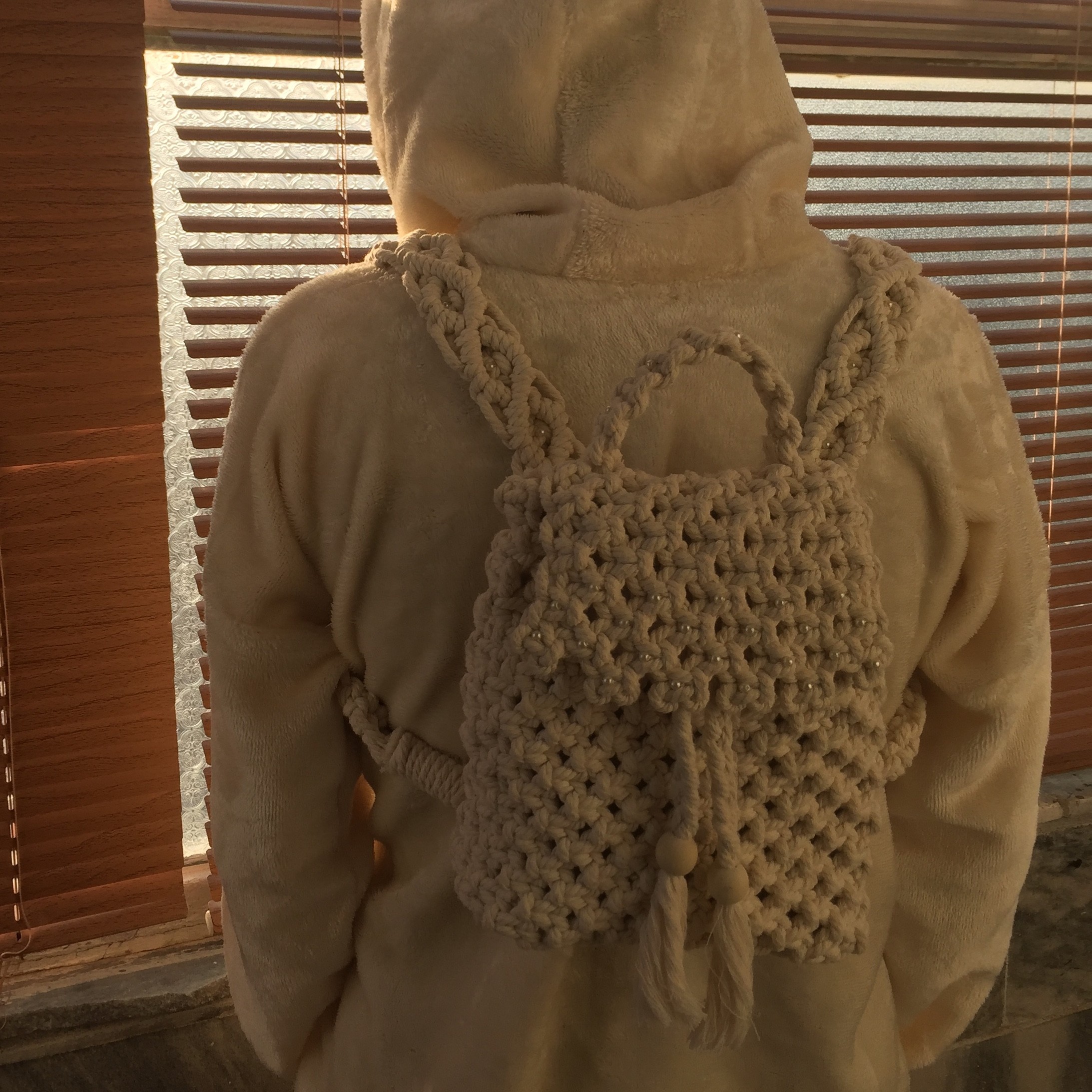 Sac à dos boho en macramé fait main pour femmes