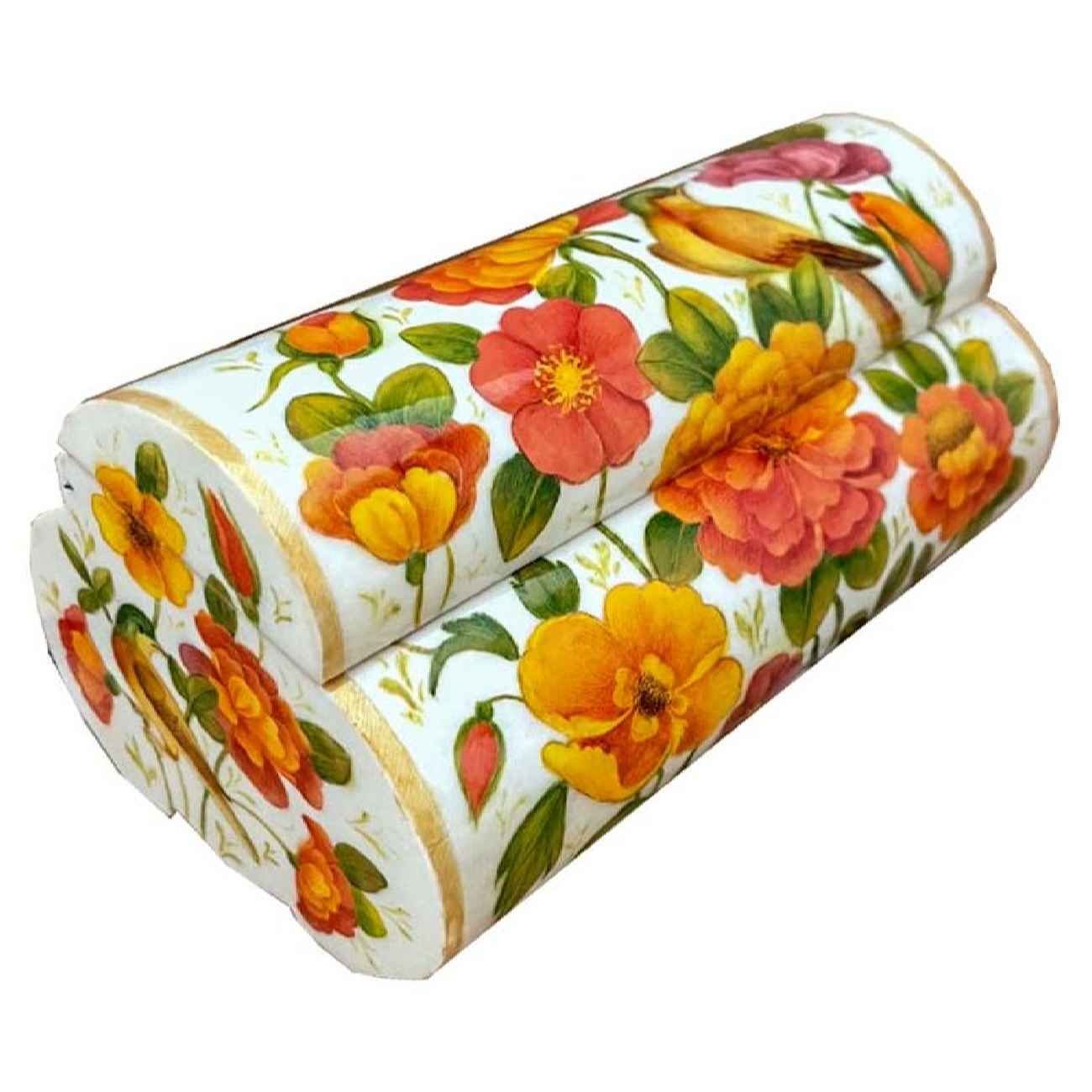 Boîte à bijoux en os artisanale avec design blanc d’inspiration persane