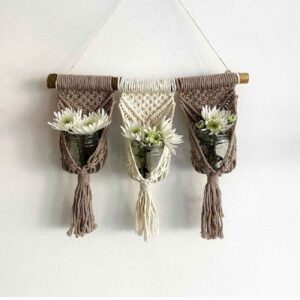 Tapisserie Murale Décorative en Macramé avec Vase