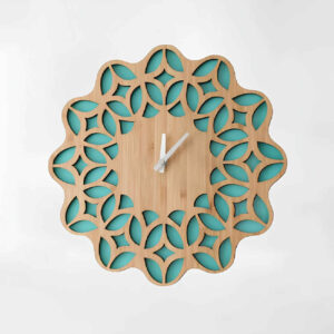 Horloge Murale en Bois Persan Artisanale