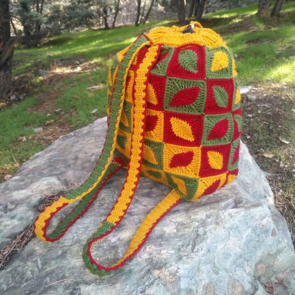 Sac à dos décontracté en crochet fait main avec design de feuilles, modèle Autumn