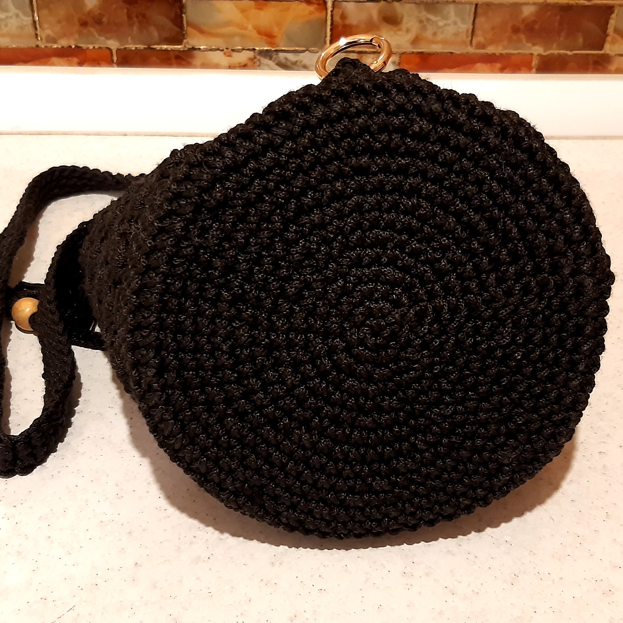 Sac à dos macramé fait main pour femmes en noir