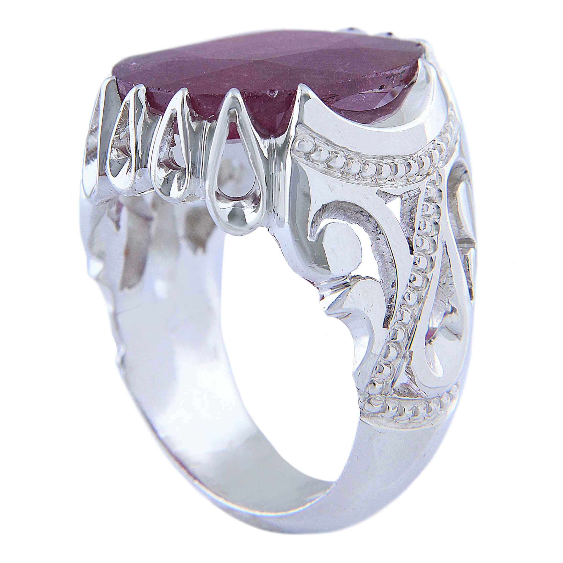 Bague en argent avec rubis rouge persan Élégance pour hommes, modèle carré, faite à la main