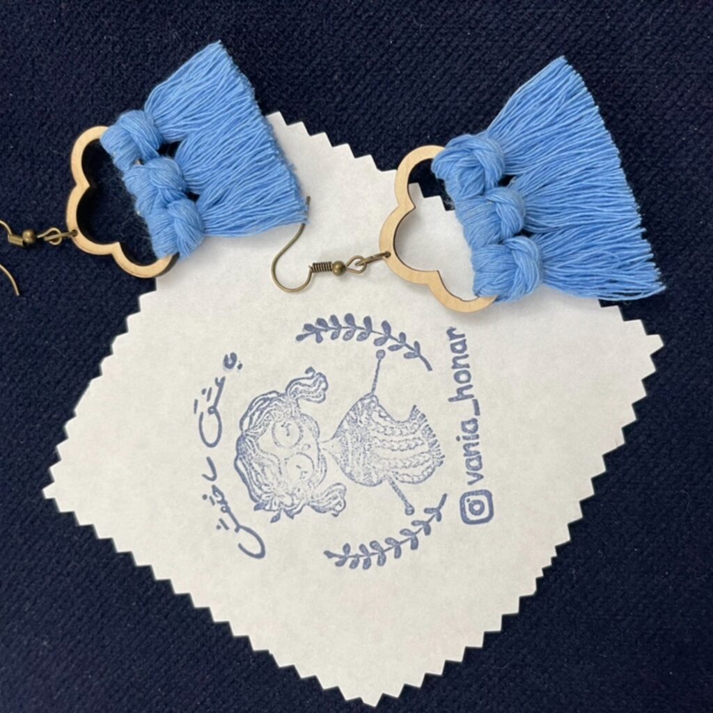 Boucles d'oreilles bohèmes en macramé chic et luxueuses, motif nuage.