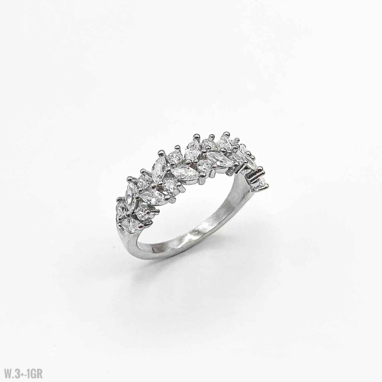 Bague délicate en argent pour femmes, classique et chic