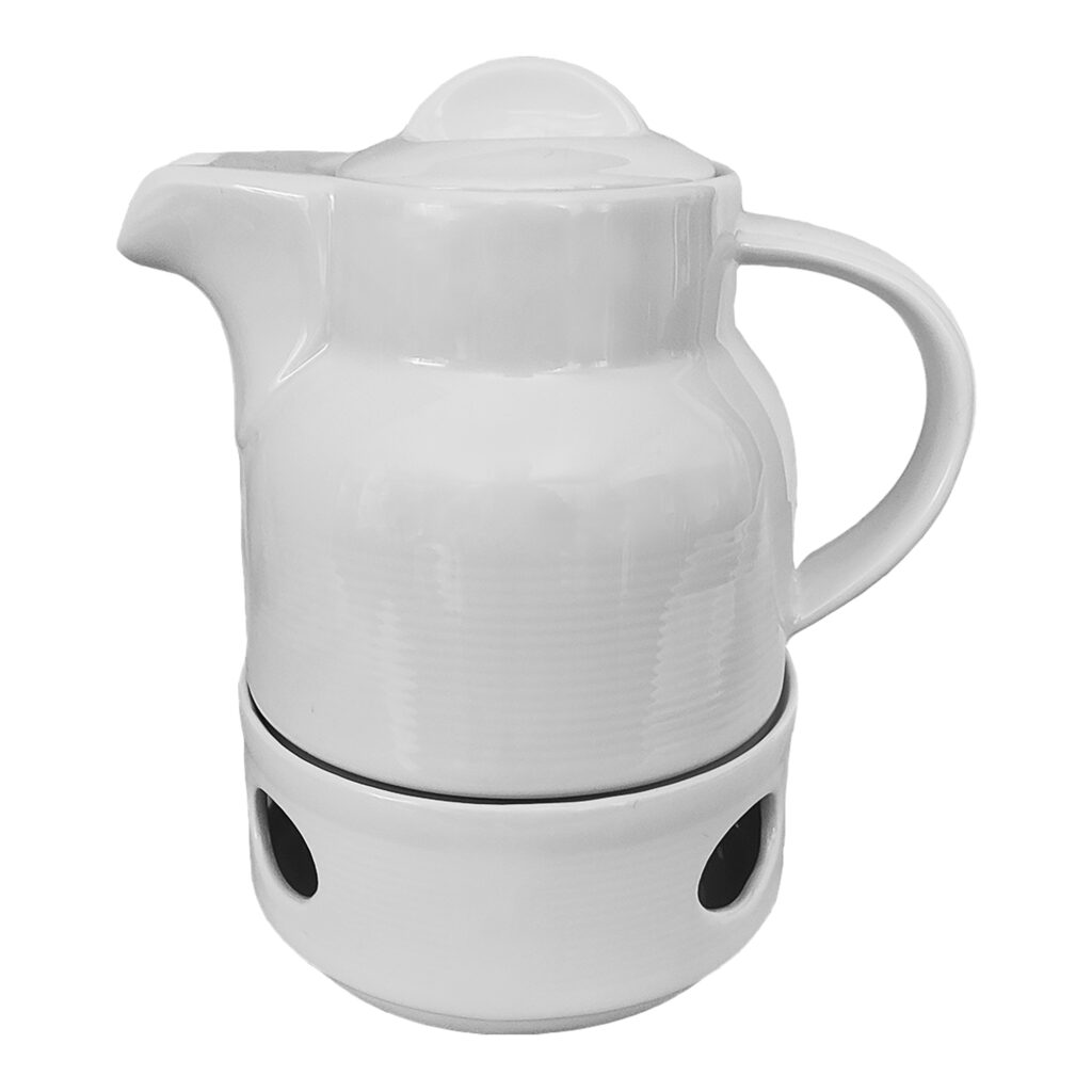 Théière de service en porcelaine élégante avec chauffe-théière en blanc