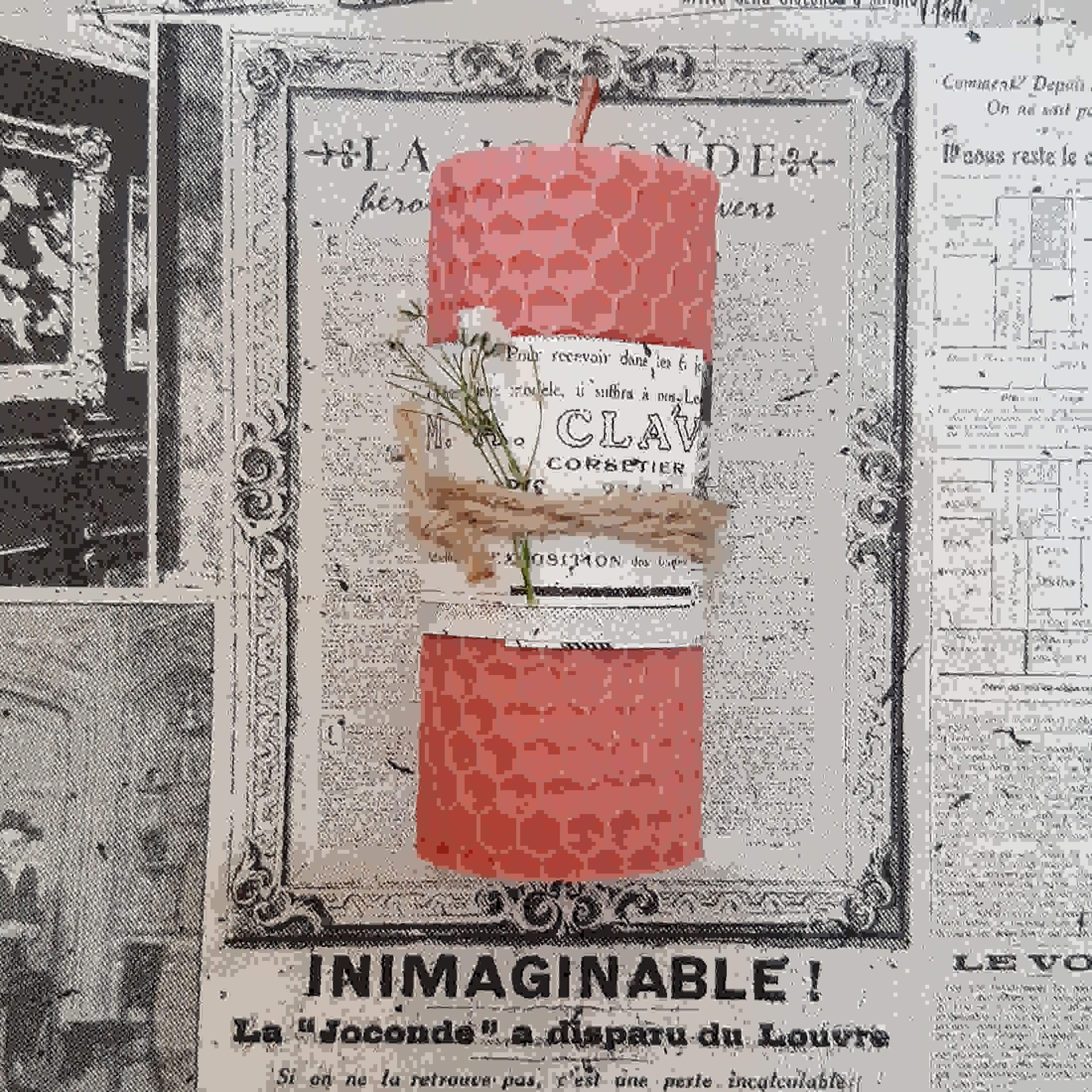 Bougie pilier en cire d’abeille naturelle faite à la main rose