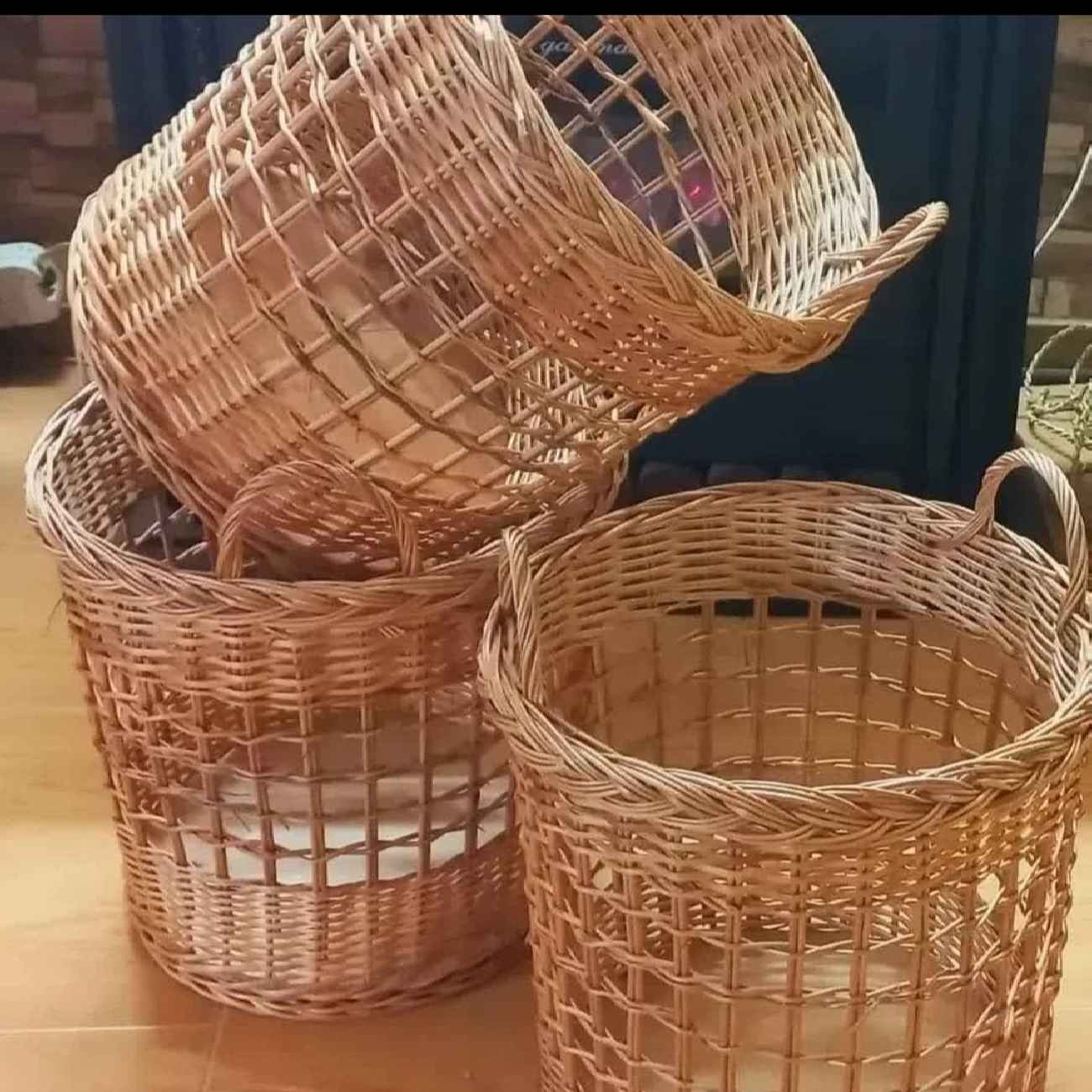 Panier en osier tissé à la main, beauté et style rustique