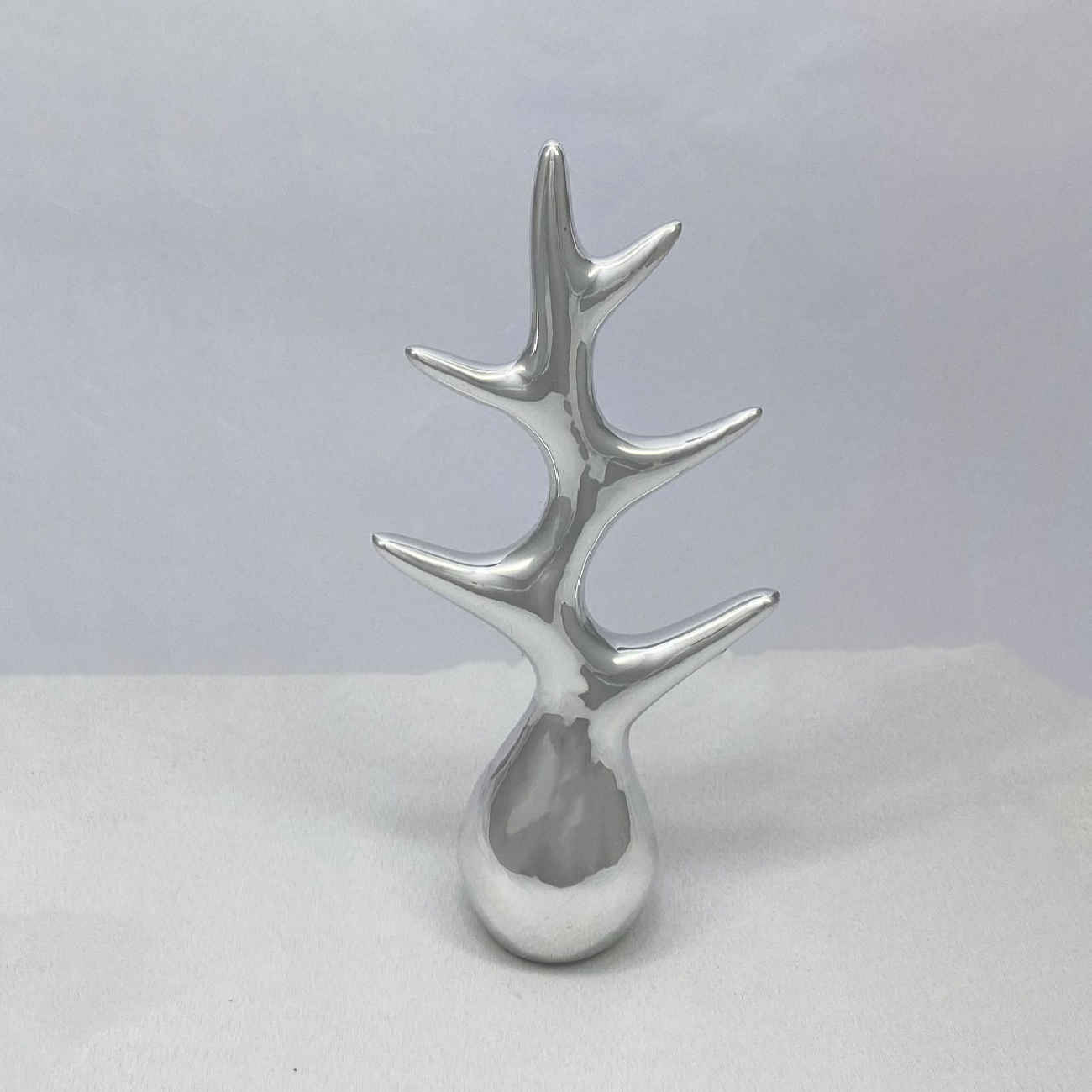 Porte-bijoux et organiseur au motif arbre