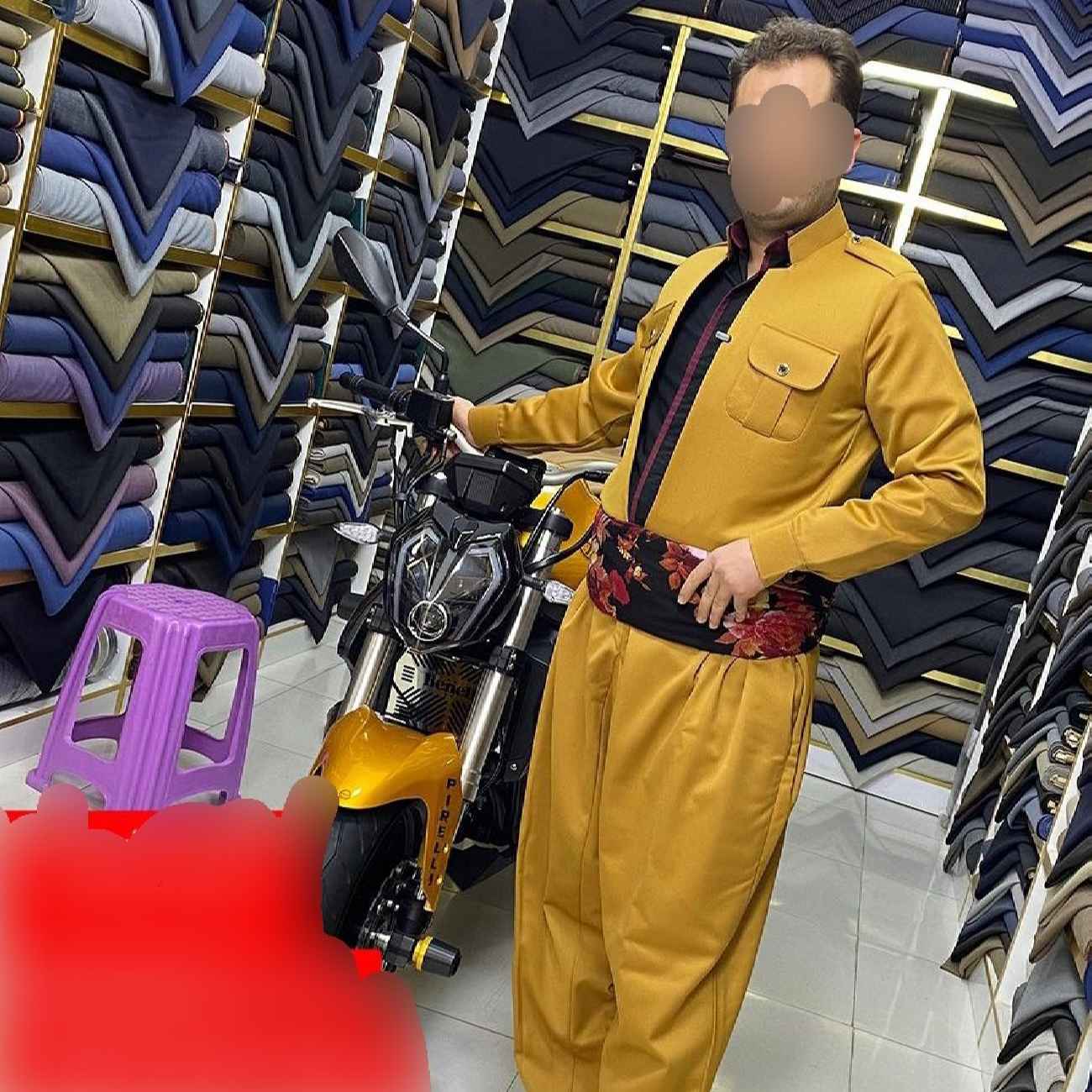 Vêtements Kurdes avec Pishtwen pour Hommes en Bleu Marine