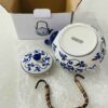 Théière de porcelaine de luxe pour occasions spéciales avec design de feuilles