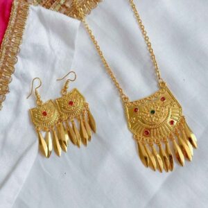 Collier en Laiton Mehak avec Boucles d’Oreilles Lux & Chic