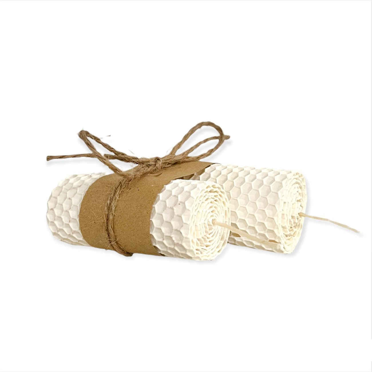 Ensemble de 2 bougies pilier en cire d’abeille naturelle blanches