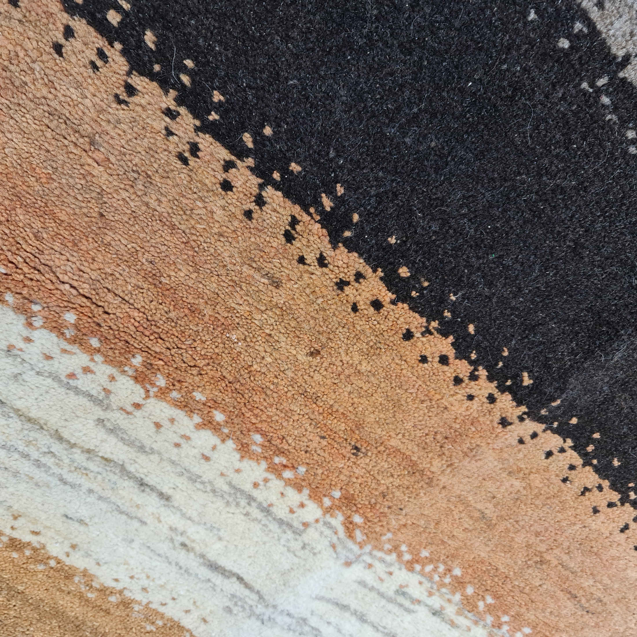 Tapis Gabbeh Persan en laine tissé à la main à Ispahan, rayé marron