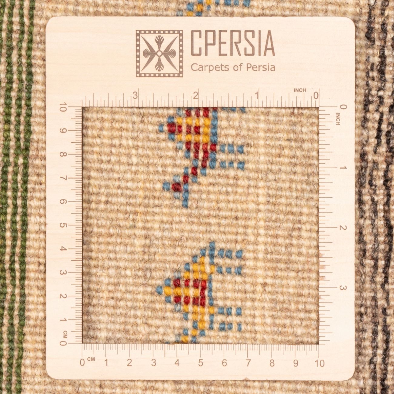 Tapis runner Gabbeh persan en laine tissé à la main dans le Fars, motifs animaux et arbres