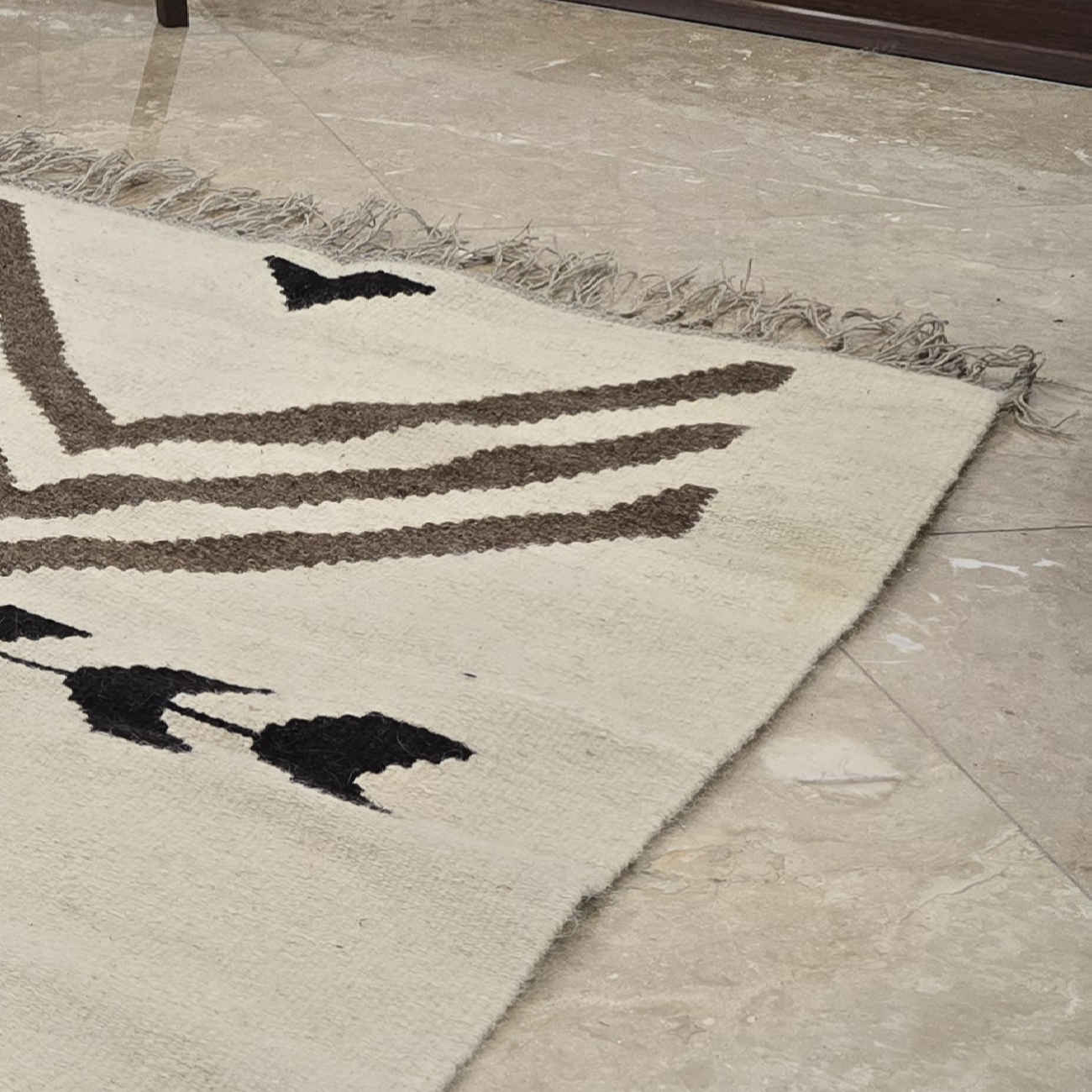 Tapis Kilim Persan en laine authentique tissé à la main à Ardabil, géométrique crème
