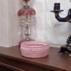 Panier en crochet avec couvercle en bois - Art et utilité pour garder votre maison en ordre