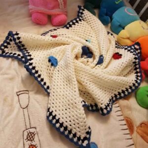 Dessus de Lit Bébé au Crochet Tissé à la Main – Parfait pour la Décoration de la Chambre
