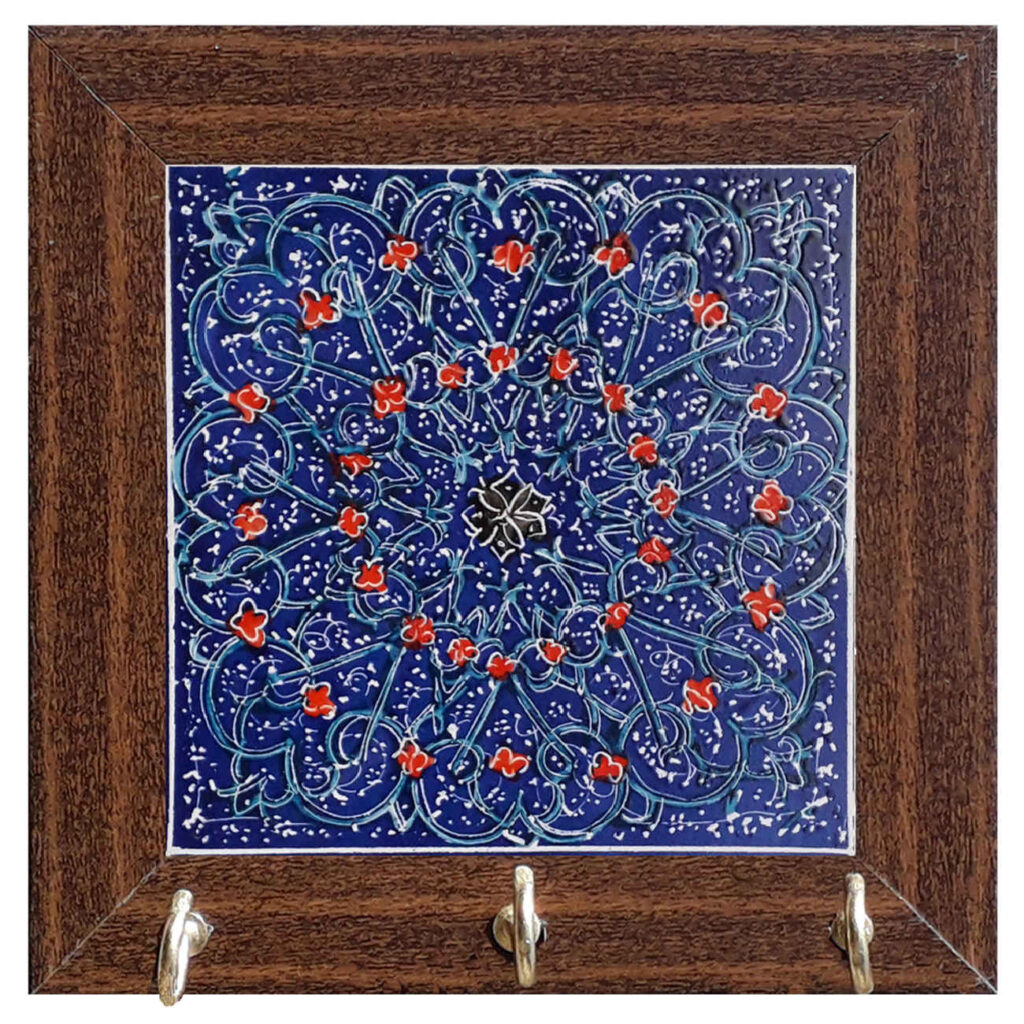 Porte-clés mural en bois persan fait main pour une entrée magnifiquement organisée