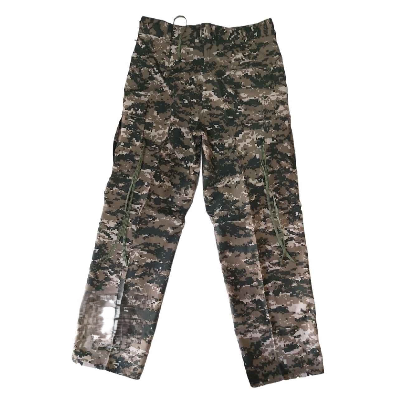 Uniforme militaire iranien (IRGC) uniforme numérique marin avec design à carreaux