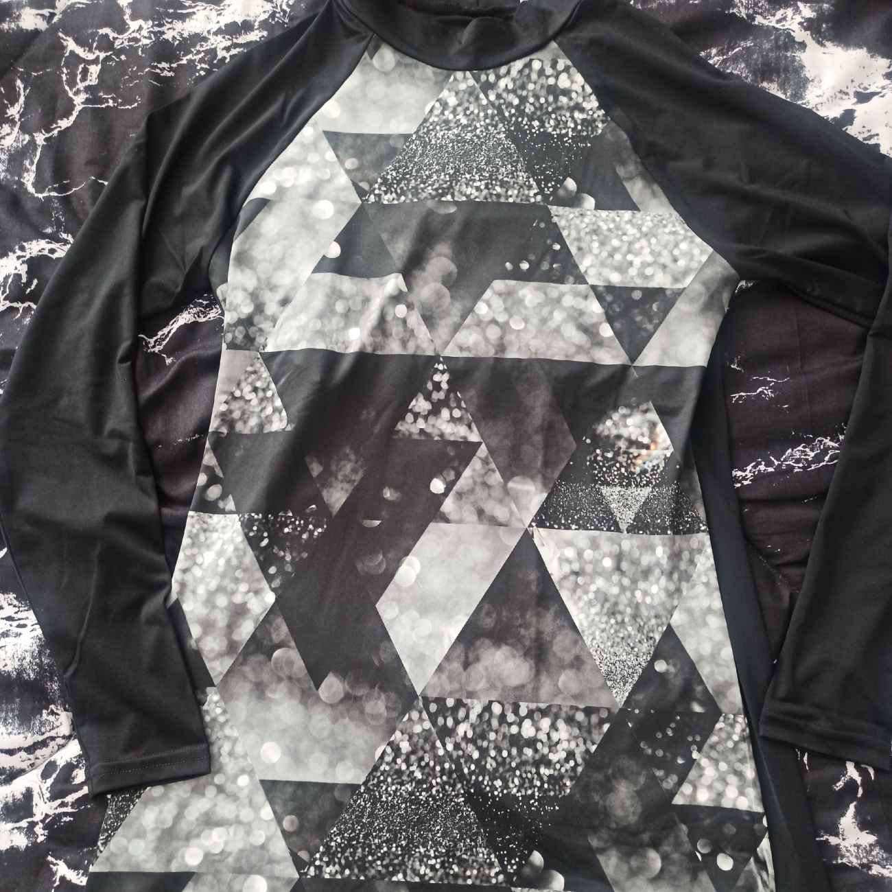 Maillot de Maillot de Bain Islamique pour Femmes avec Capuche Attachée et Leggings à Large Bande