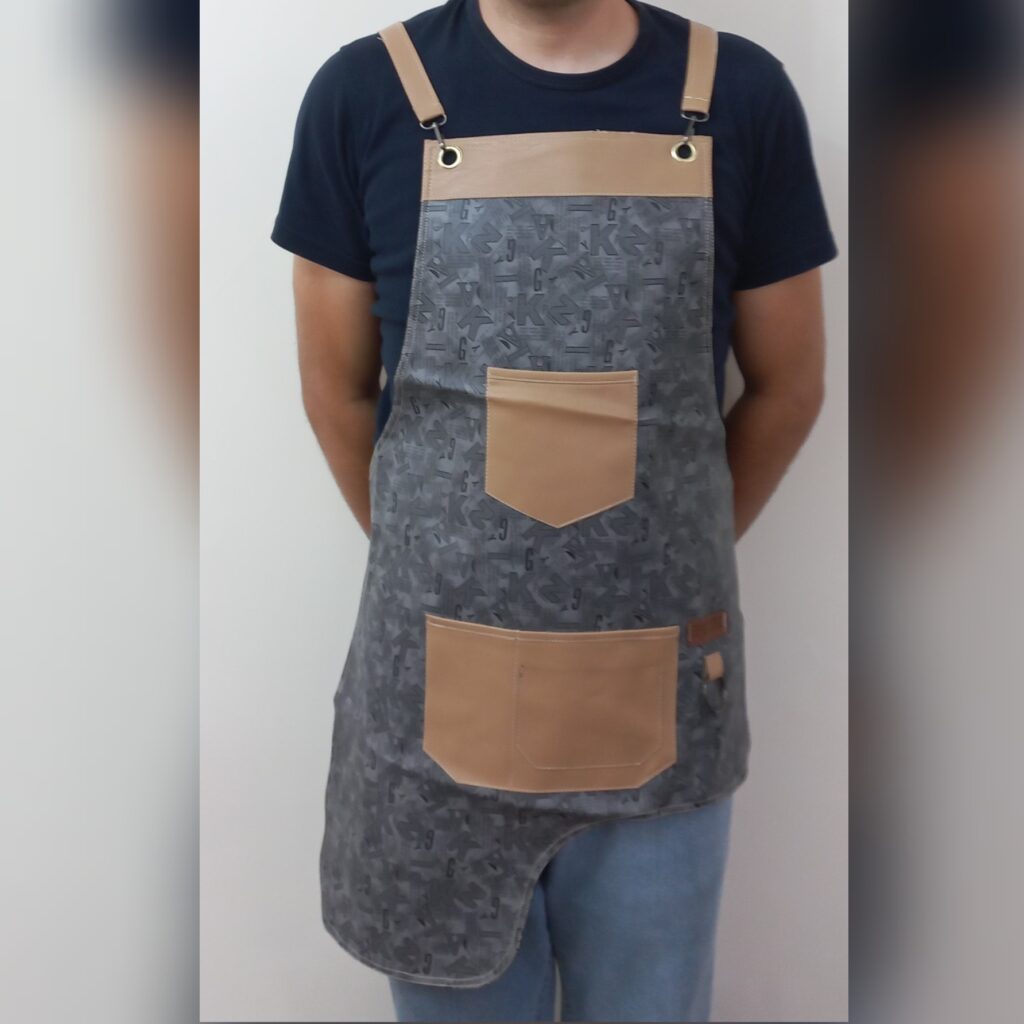 Tablier de barista moderne en simili cuir – Élégant et stylé en gris
