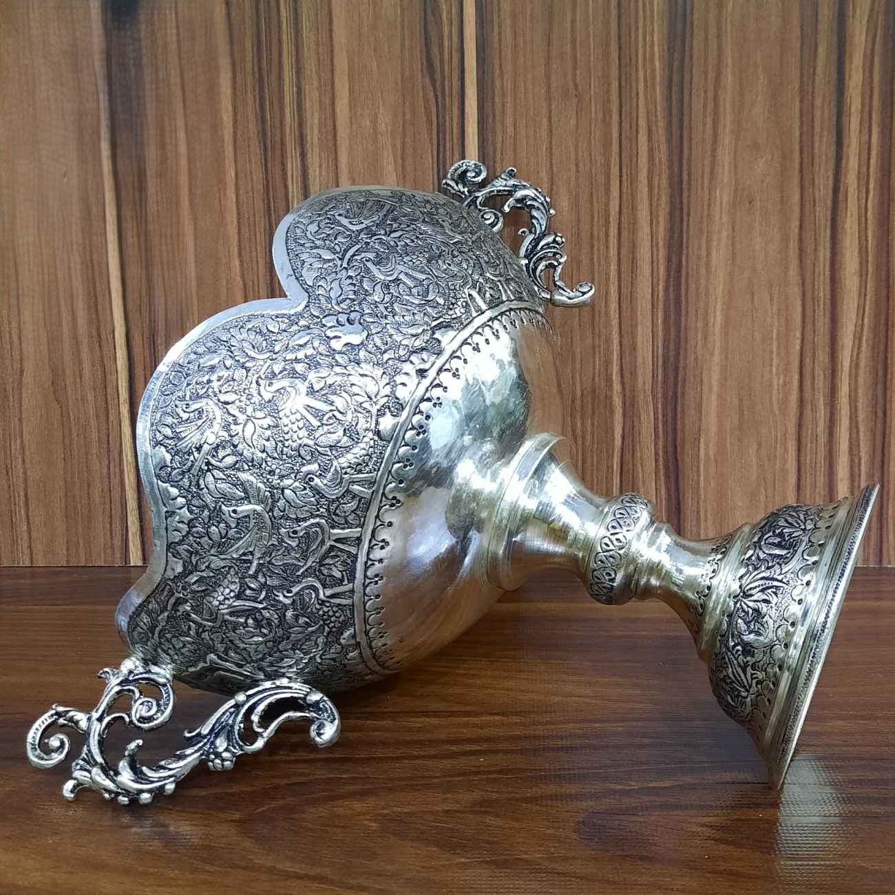 Bol décoratif en argent persan – Gravé à la main, parfait pour les collectionneurs
