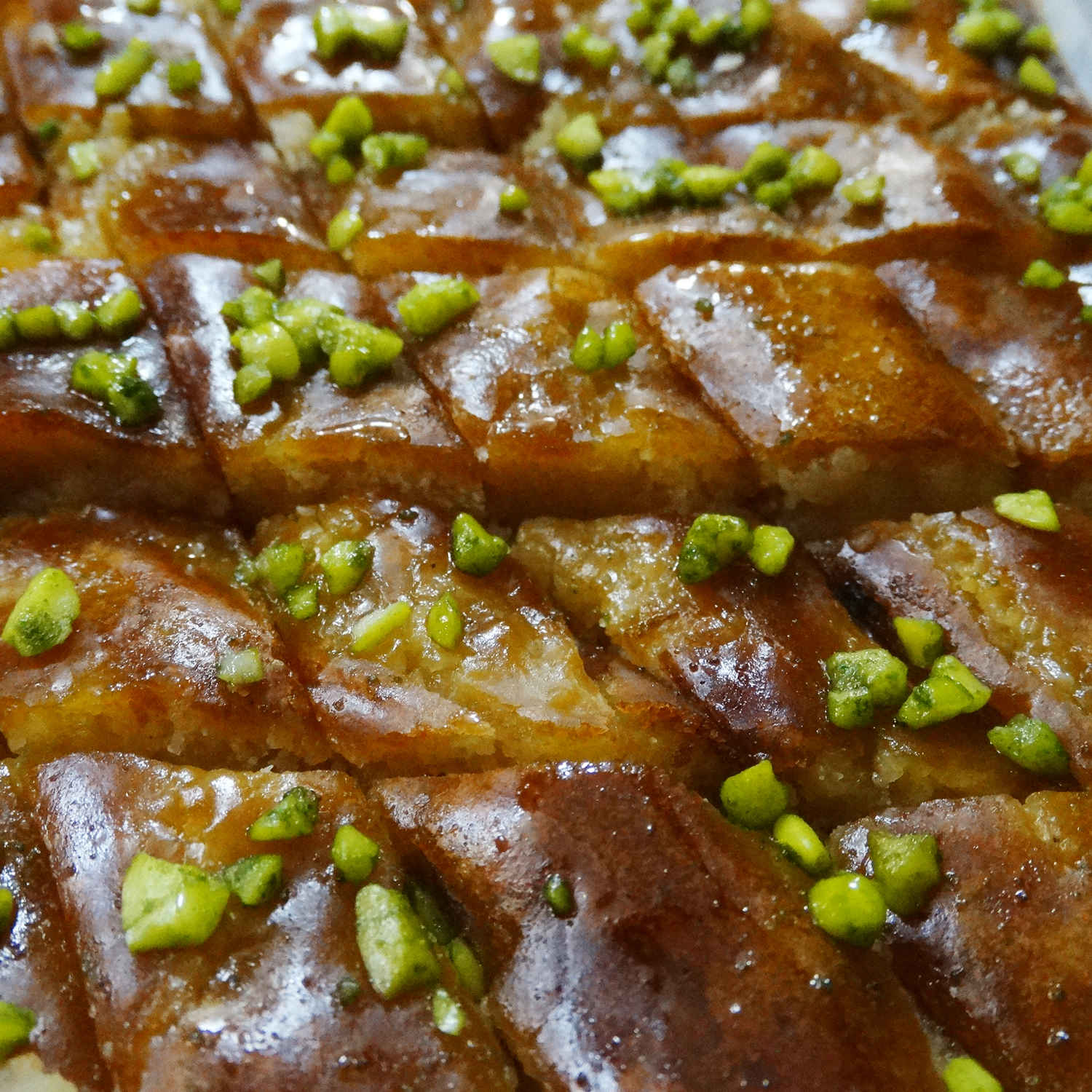 Pâtisserie Persane – Baklava avec amandes et pistaches 750g