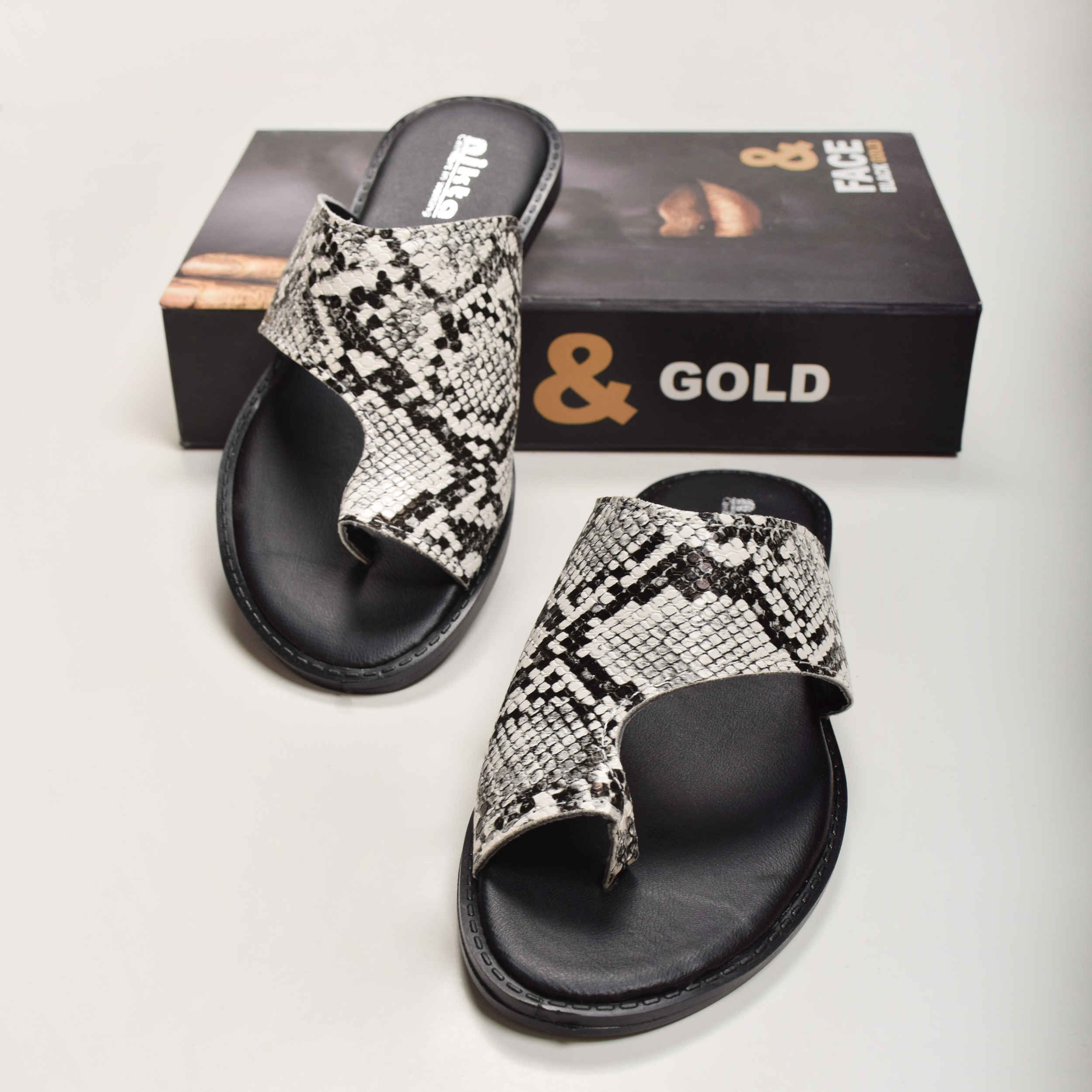 Tongs pour Femmes – Légères, Pliables et Stylées pour les Vacances