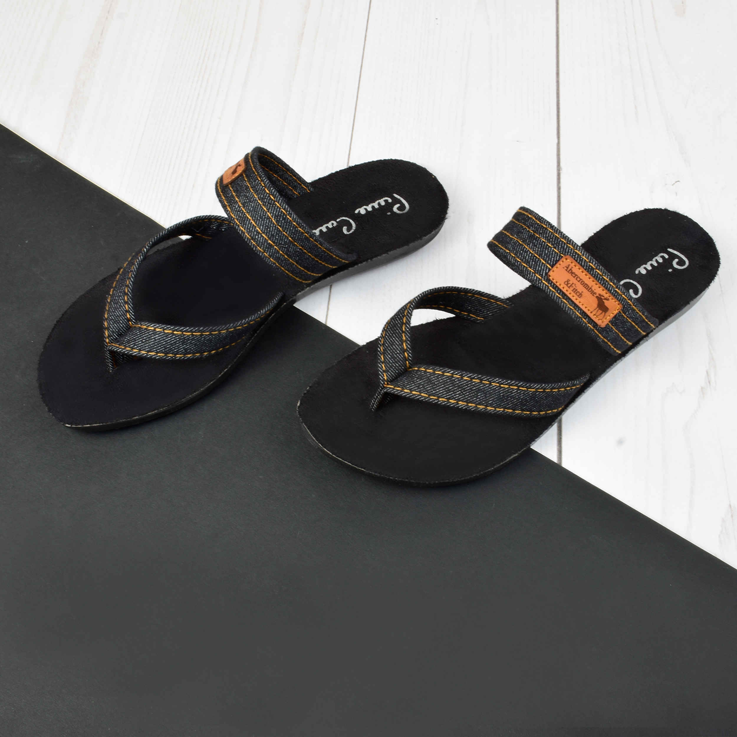 Tong pour femmes – Parfaites pour une utilisation intérieure et extérieure en noir