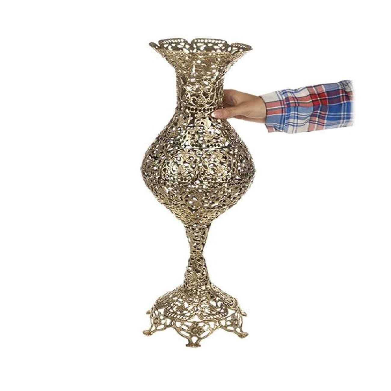 Vase en laiton traditionnel fait main pour arrangement floral artistique