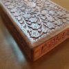 Boîte à bijoux en bois avec motif floral – Artisanat d’exception pour un charme intemporel