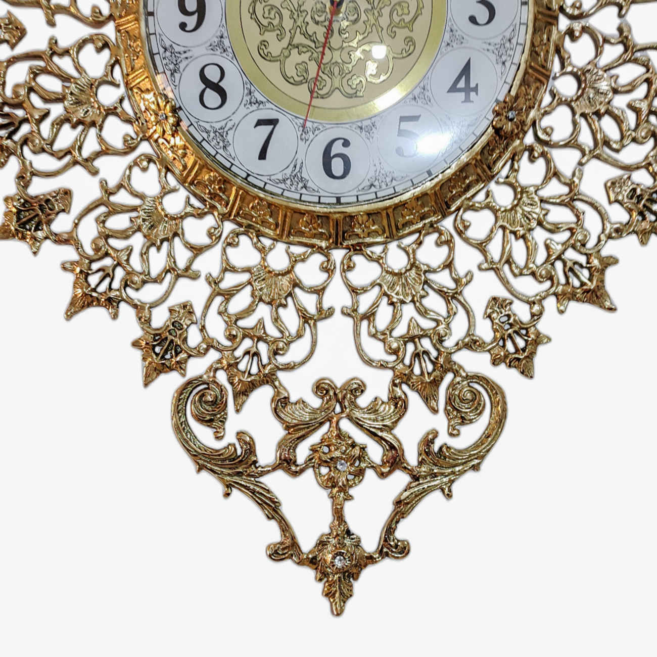 Horloge murale en laiton d’inspiration antique – Luxe et praticité pour les maisons élégantes