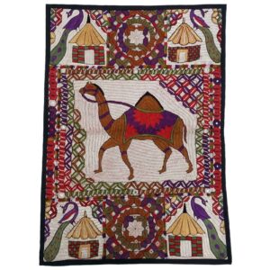 Élégante Nappe Brodée Artisanale – Décor Parfait pour Votre Table à Manger