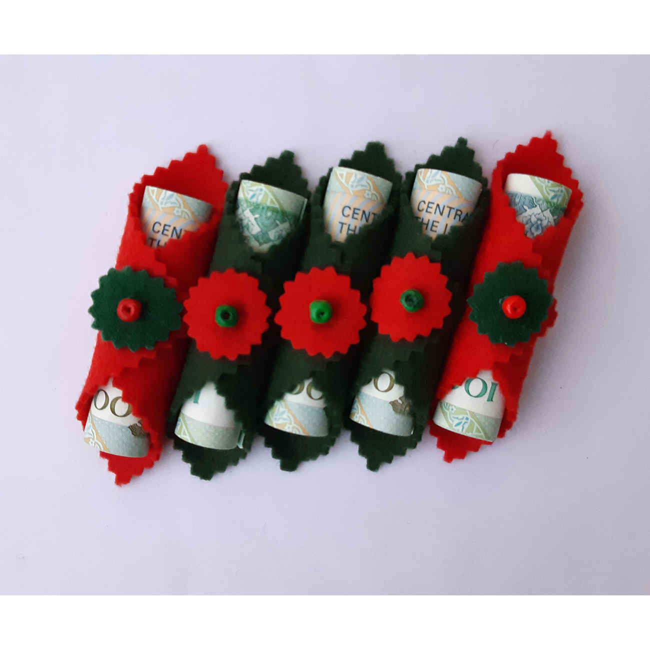 Coffret Cadeau – Décoration d’Argent pour la Nuit de Yalda (3 lots de 5)