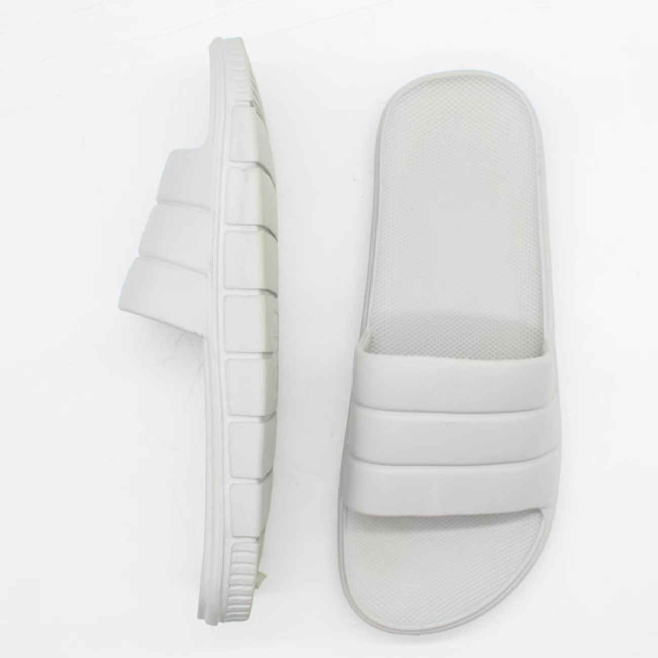 Chaussons Nikta Cloud – Redéfinir le confort quotidien avec une élégance légère