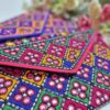 Pochette pour femmes en cuir persan faite main - Broderie Suzani en rose