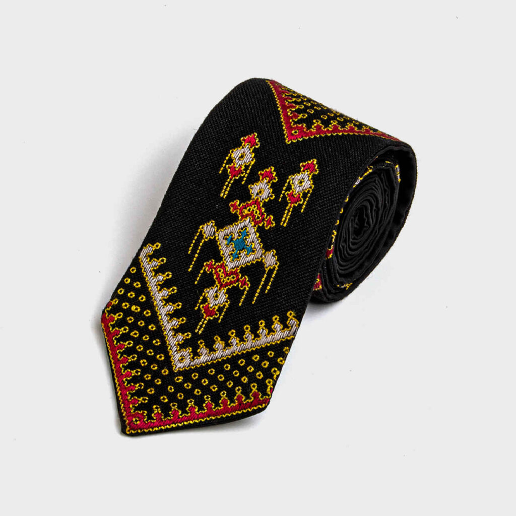Cravate pour homme persane - Broderie traditionnelle délicate en noir