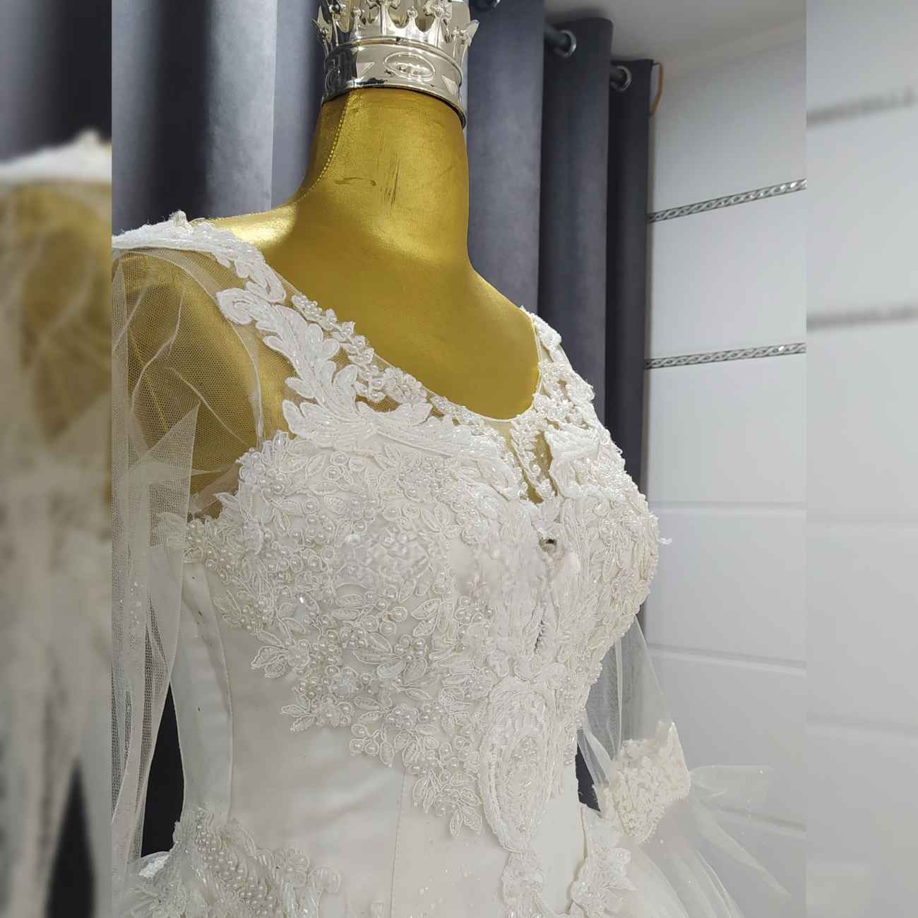 Robe de Mariée Princesse Perse – Style Arabe avec Manches Cloche, Coupe Élégante